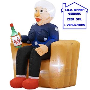 Sarah voor binnen, Verlichte Sarah, Sarah op stoel verlicht